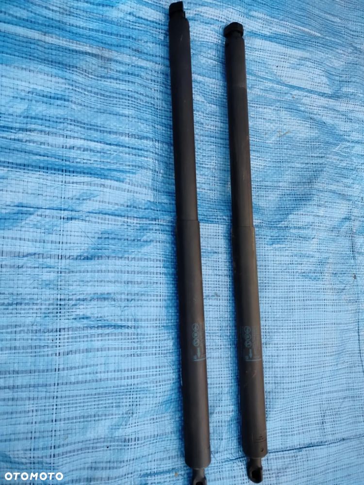 SIŁOWNIKI KLAPY BAGAŻNIKA OPEL INSIGNIA KOMBI A KOMPLET - 1