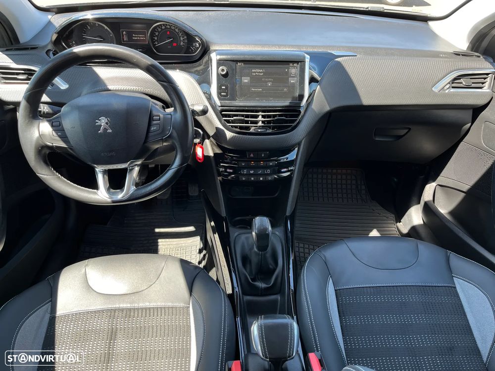 Peugeot 2008 1.6 BlueHDi Style - 12