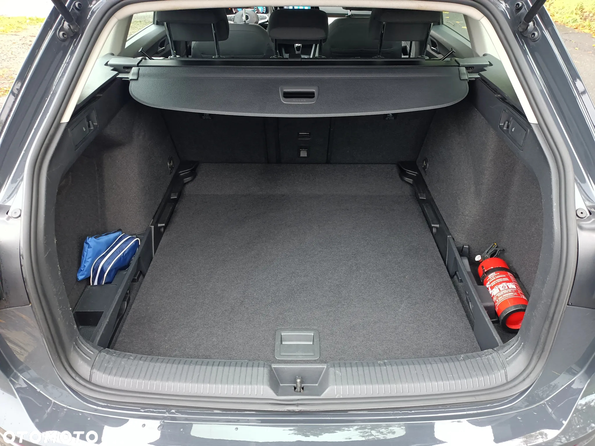Volkswagen Golf VIII 2.0 TDI Life - 37