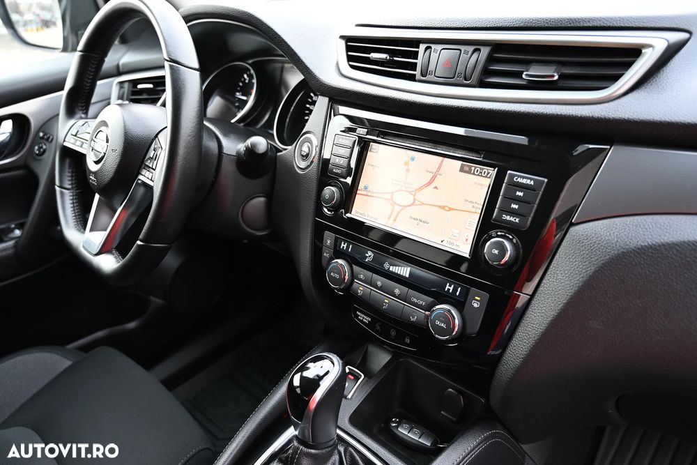Nissan Qashqai 1.5 DCI DCT TEKNA - 11