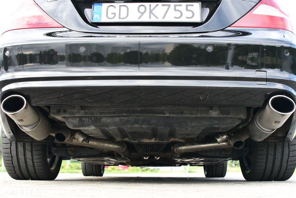 Mercedes-Benz CLS 500 - 35