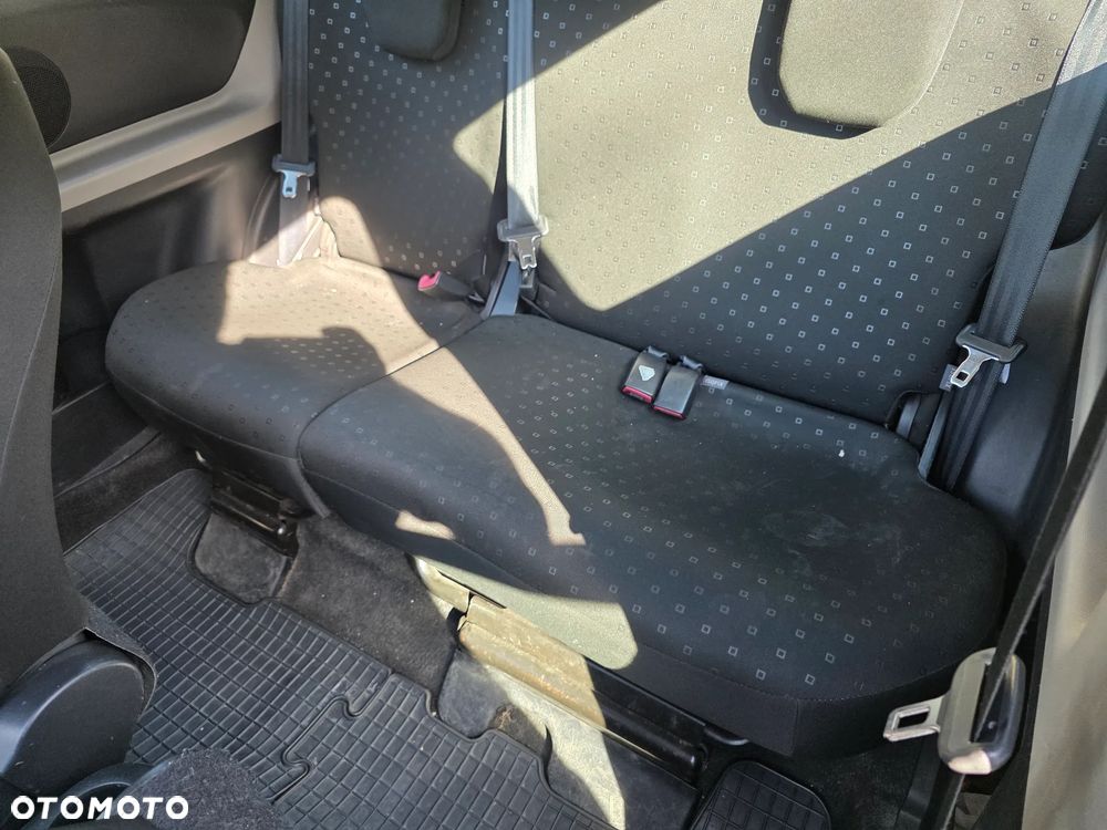 Toyota Yaris 1.0 Luna A/C - 10