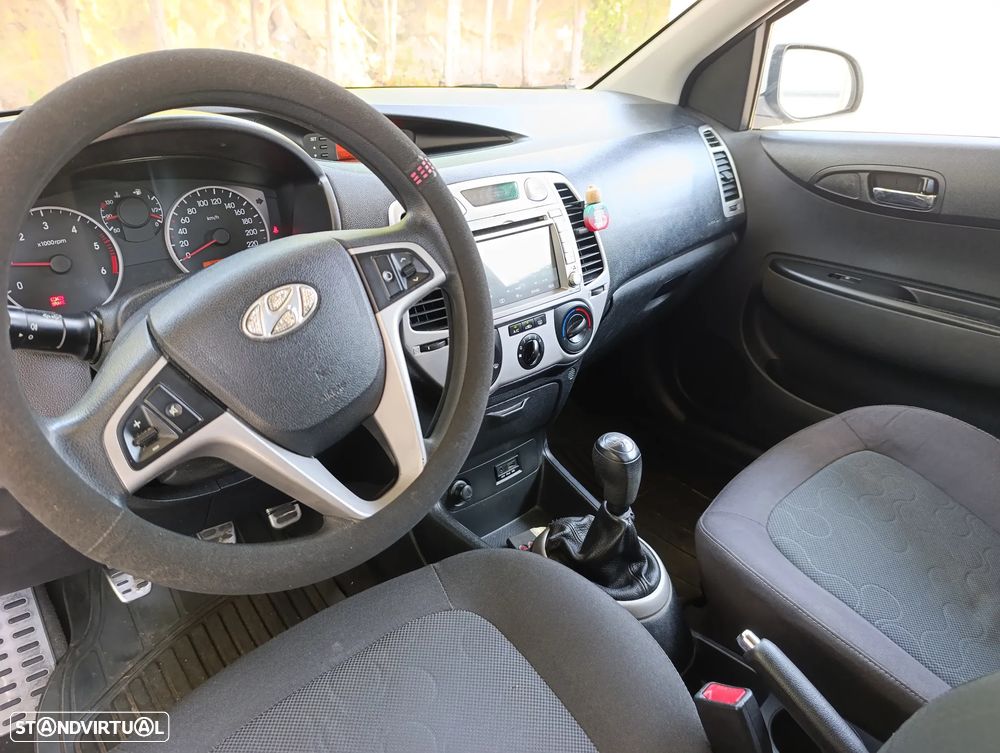 Hyundai i20 - 8