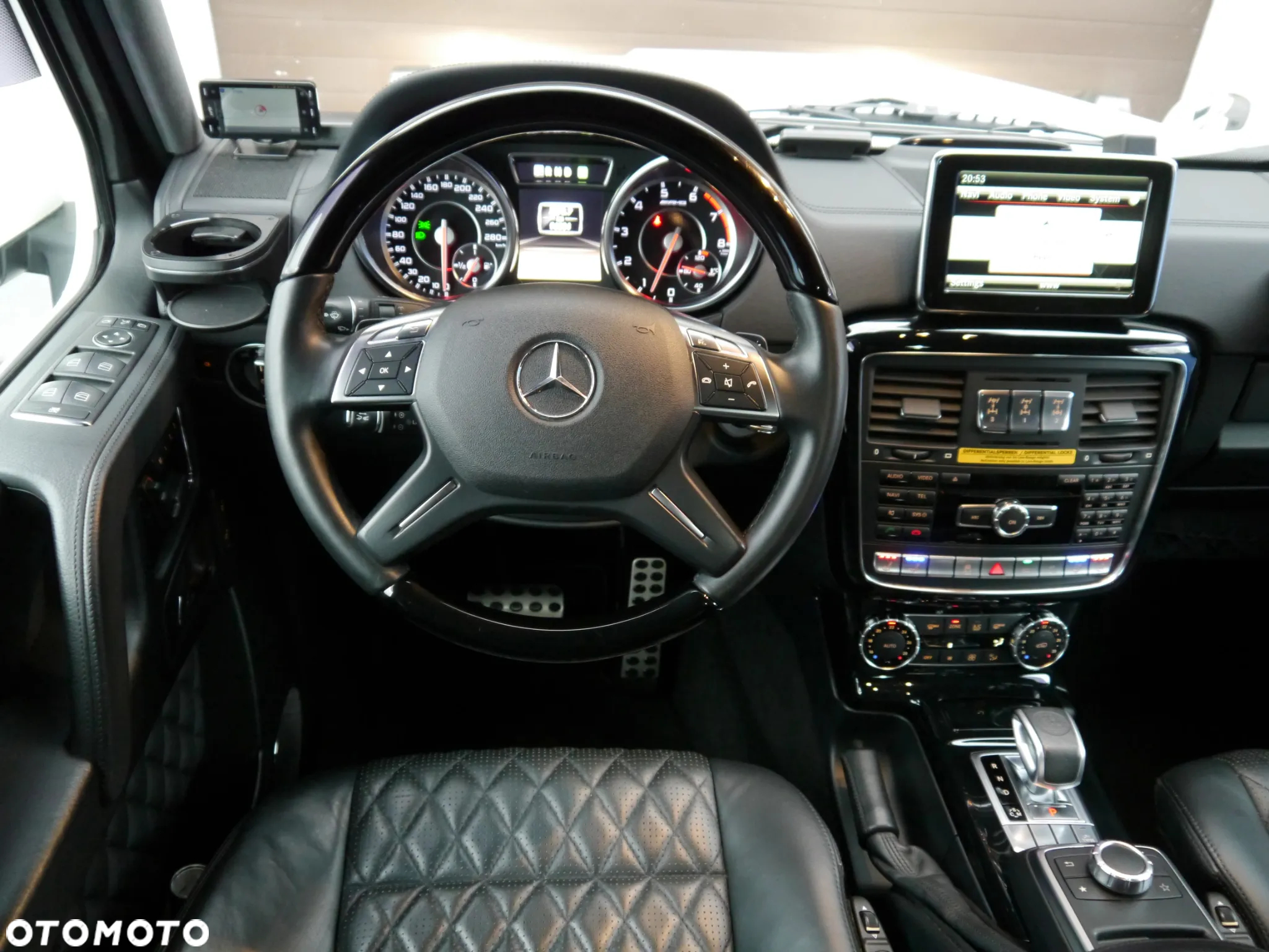 Mercedes-Benz Klasa G 63 AMG L - 26