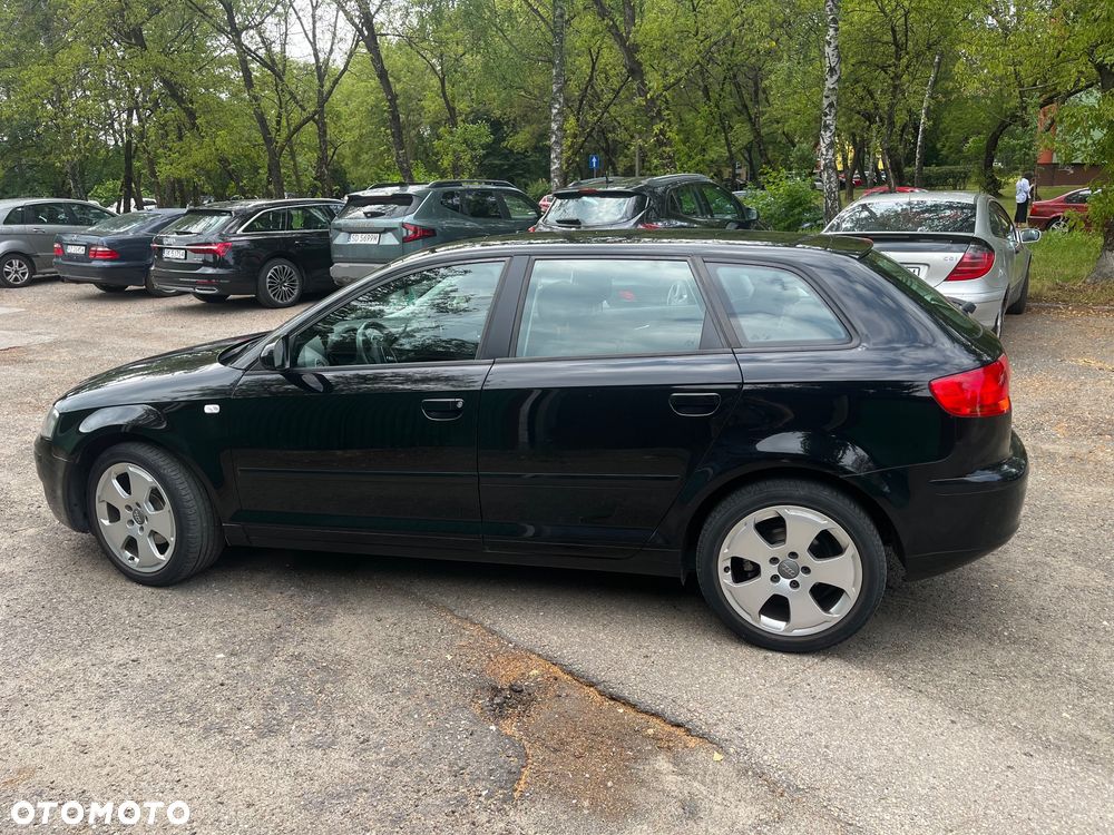 Audi A3 Sportback 1.6 Attraction - 3