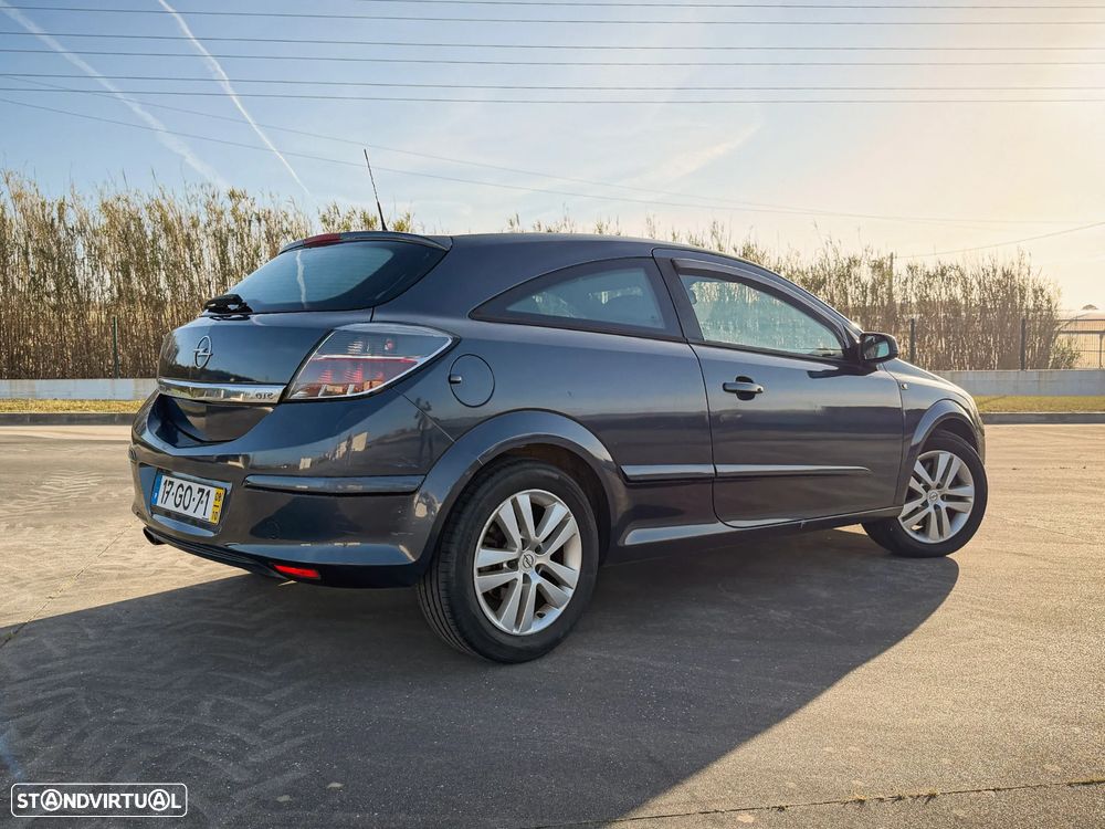 Opel Astra GTC 1.7 CDTI - 2
