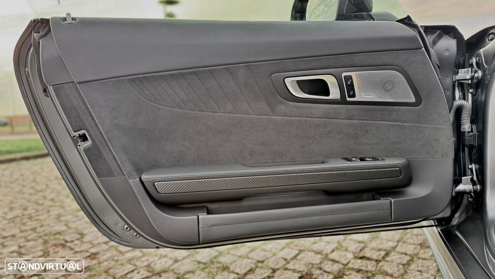 Mercedes-Benz AMG GT R - 36