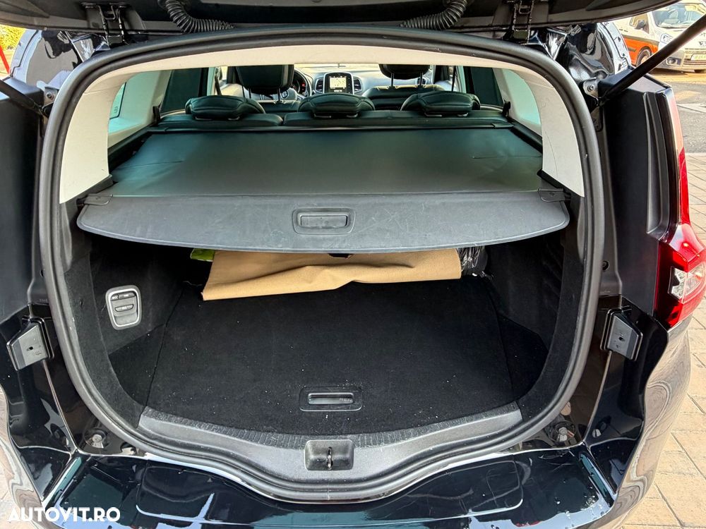 Renault Grand Scenic ENERGY dCi 110 EDC BOSE EDITION - 17
