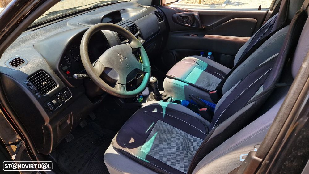 Mitsubishi Space Star - 16