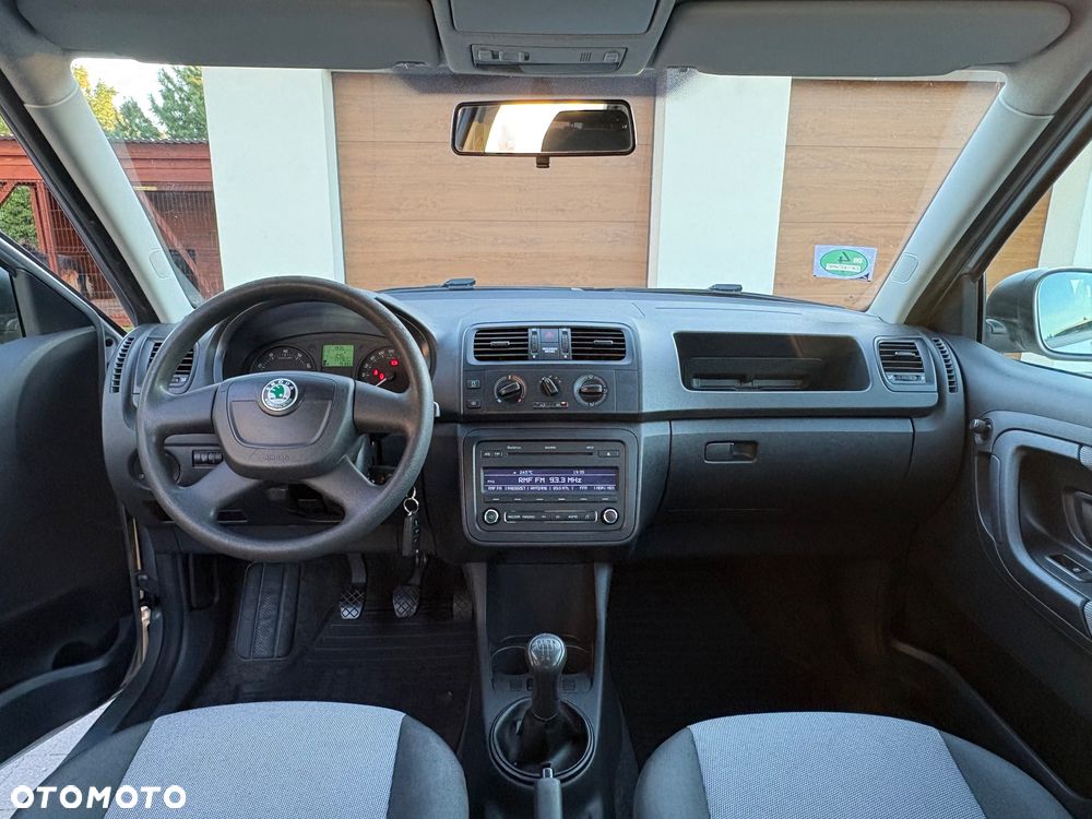 Skoda Fabia 1.2 HTP Ambiente - 8