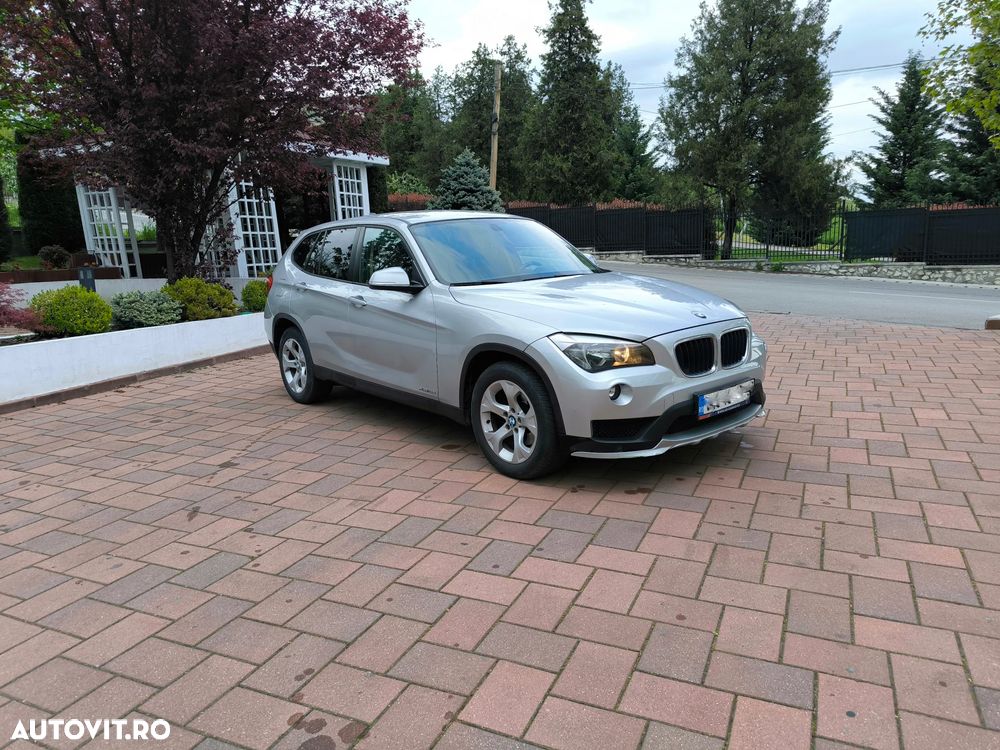 BMW X1 xDrive18d Aut. Sport Line - 2