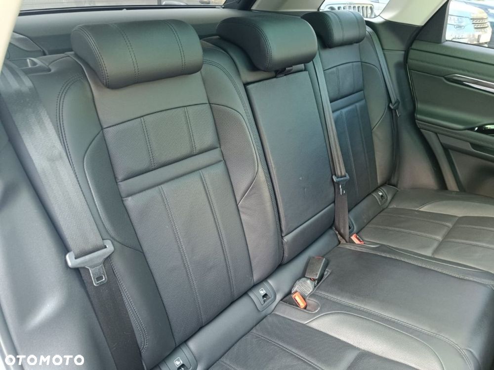 Land Rover Range Rover Evoque - 35