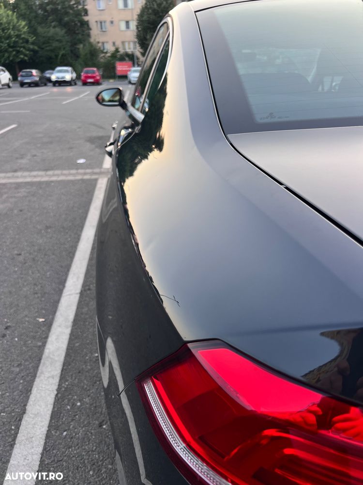 Volkswagen Passat 2.0 TDI DSG Comfortline - 20