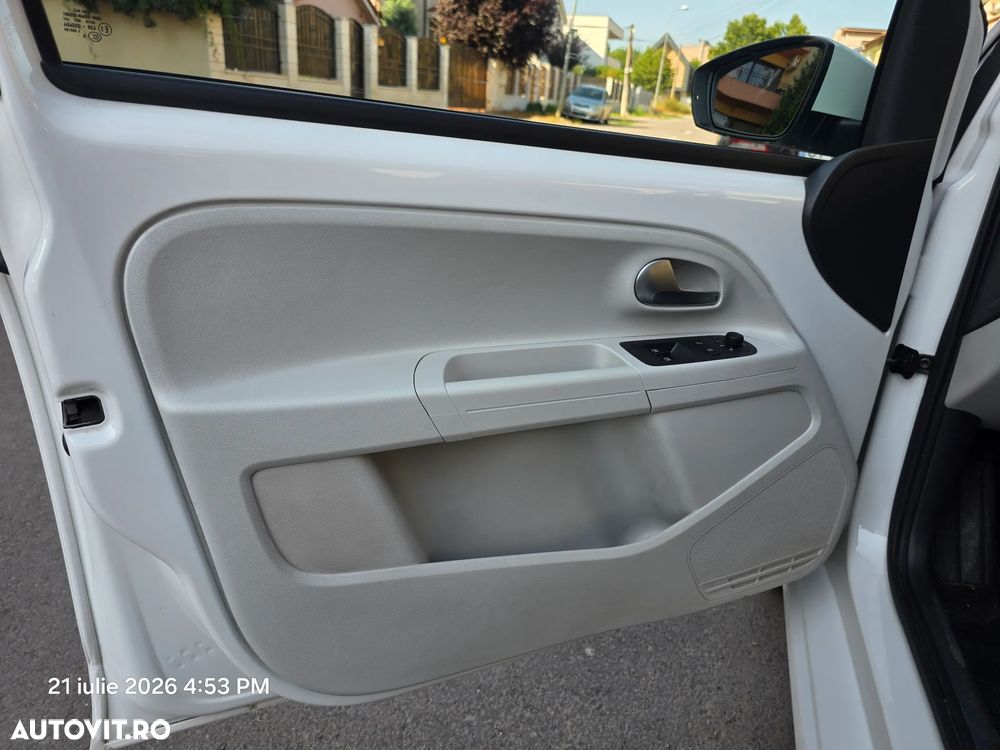 Volkswagen up! - 7