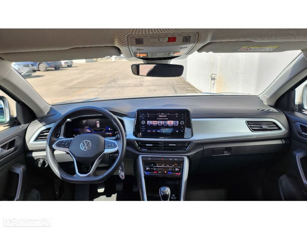 VW T-Roc 1.0 TSI Urban - 5