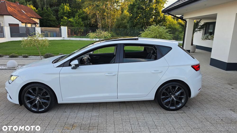 Seat Leon 1.5 EcoTSI Evo FR Black S&S DSG - 4