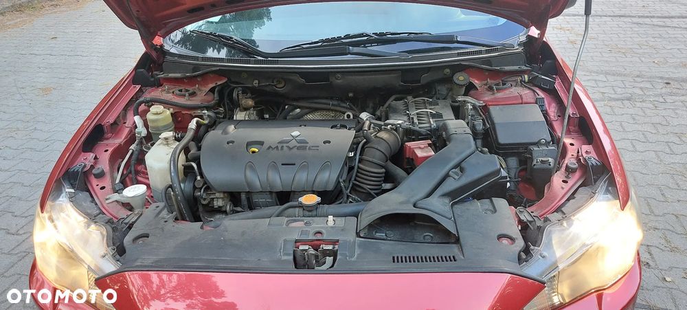 Mitsubishi Lancer 1.8 Inform LPG - 2