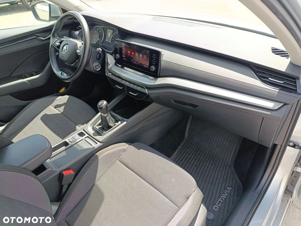 Skoda Octavia 1.5 TSI ACT Ambition - 20