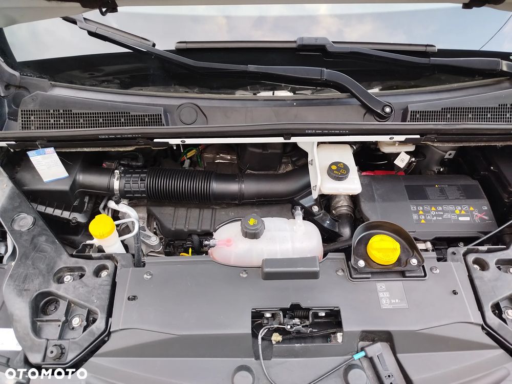Renault Trafic - 19