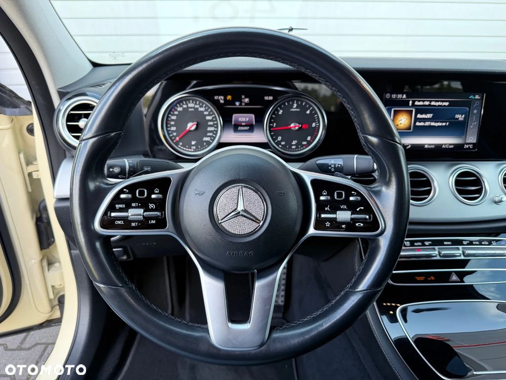 Mercedes-Benz Klasa E 200 d 9G-TRONIC AMG Line - 13