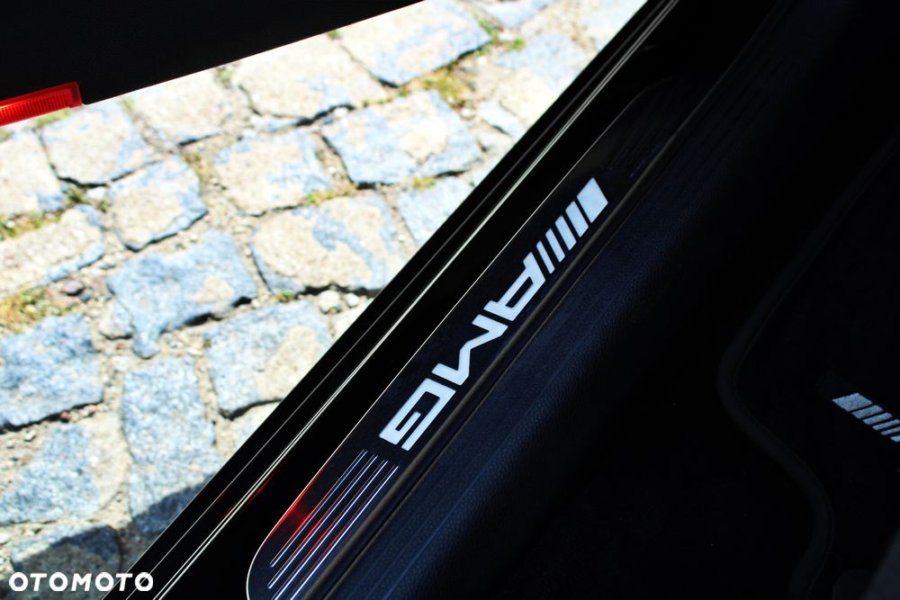 Mercedes-Benz Klasa C - 36