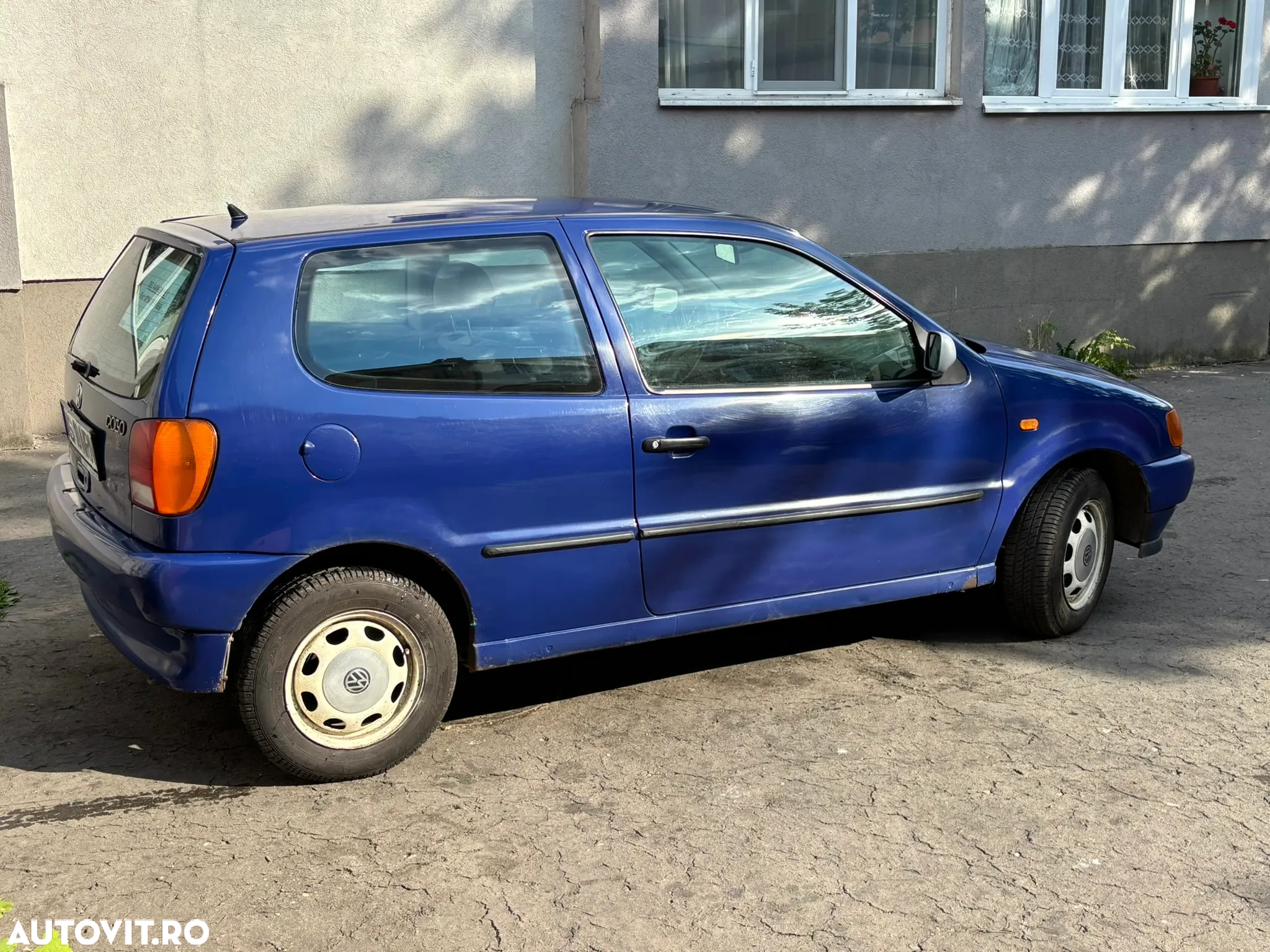 Volkswagen Polo - 4