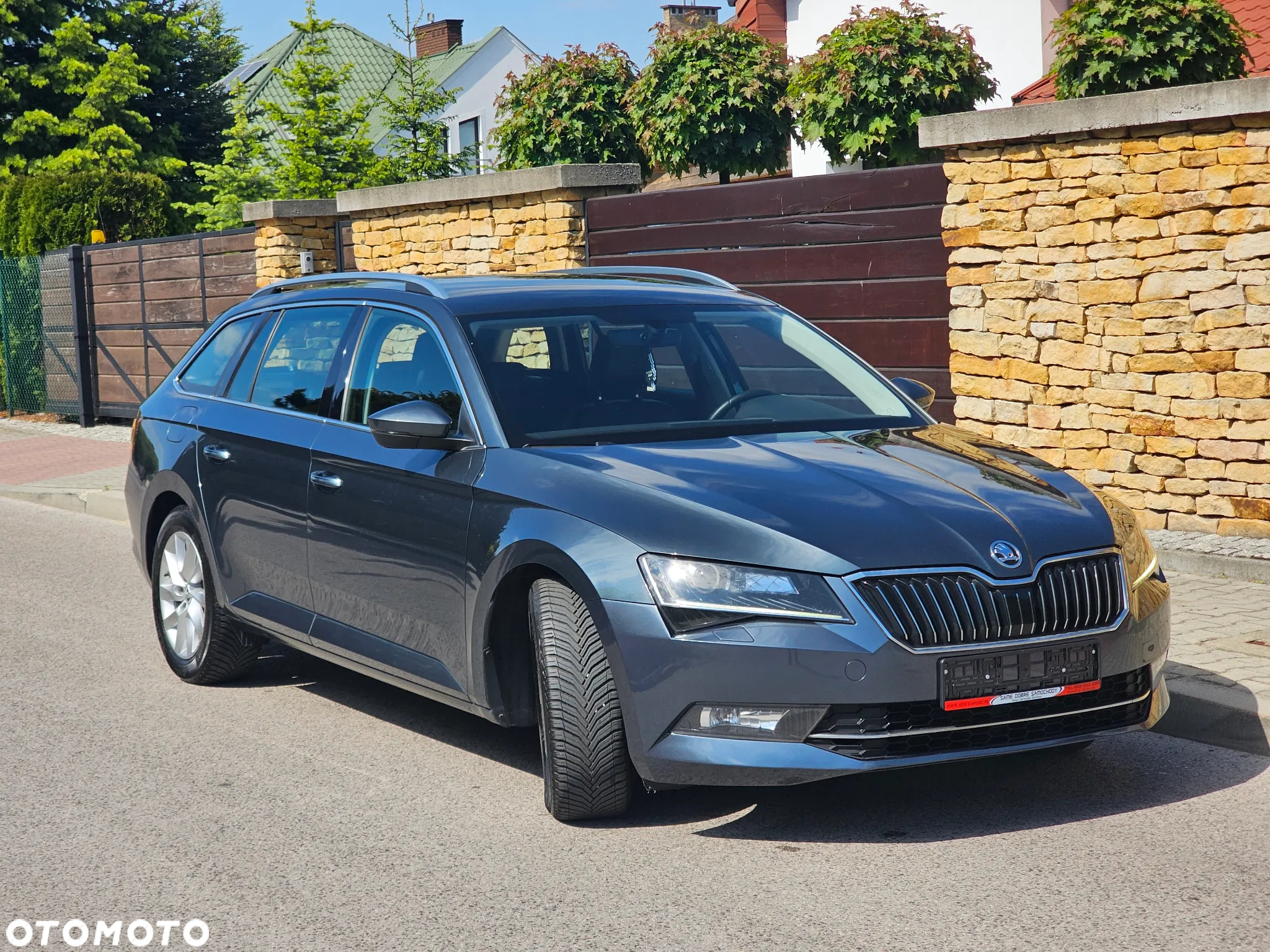 Skoda Superb 1.6 TDI DSG Ambition - 13