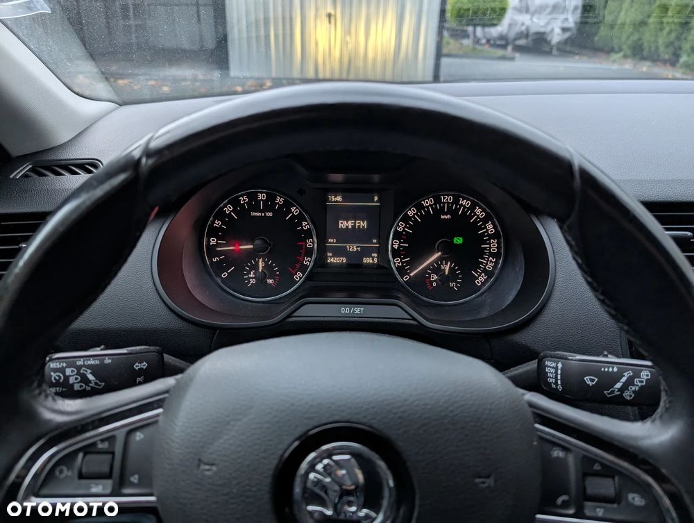 Skoda Octavia 2.0 TDI Style DSG - 3