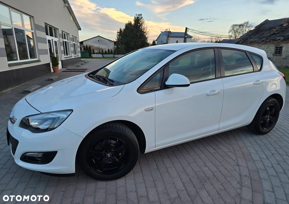Opel Astra 1.6 Active - 9