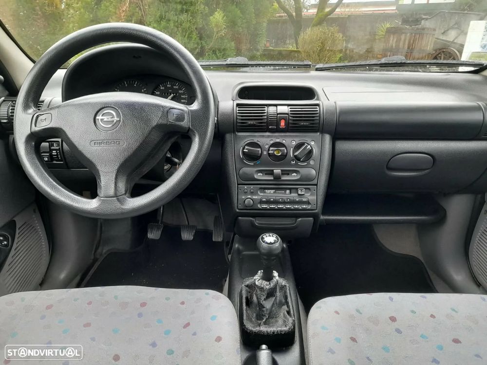 Opel Corsa 1.2 16V - 8