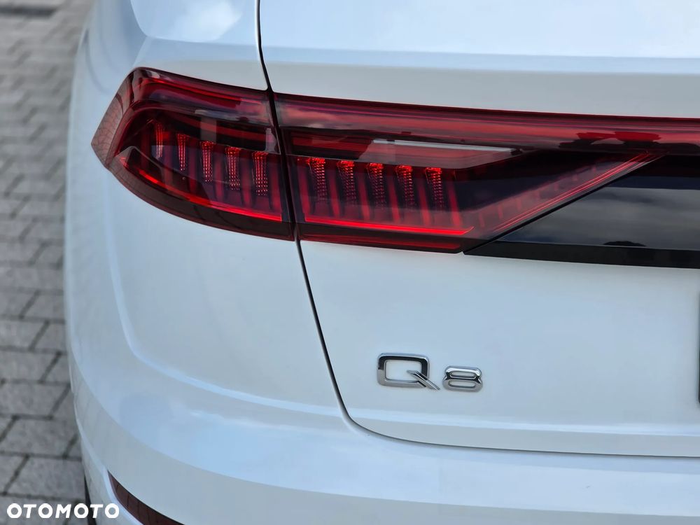 Audi Q8 - 6