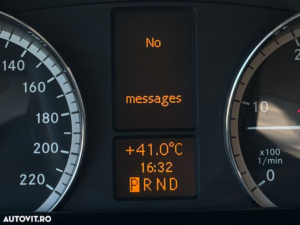 Mercedes-Benz Viano 3.0 CDI DPF lang Automatik Avantgarde - 39