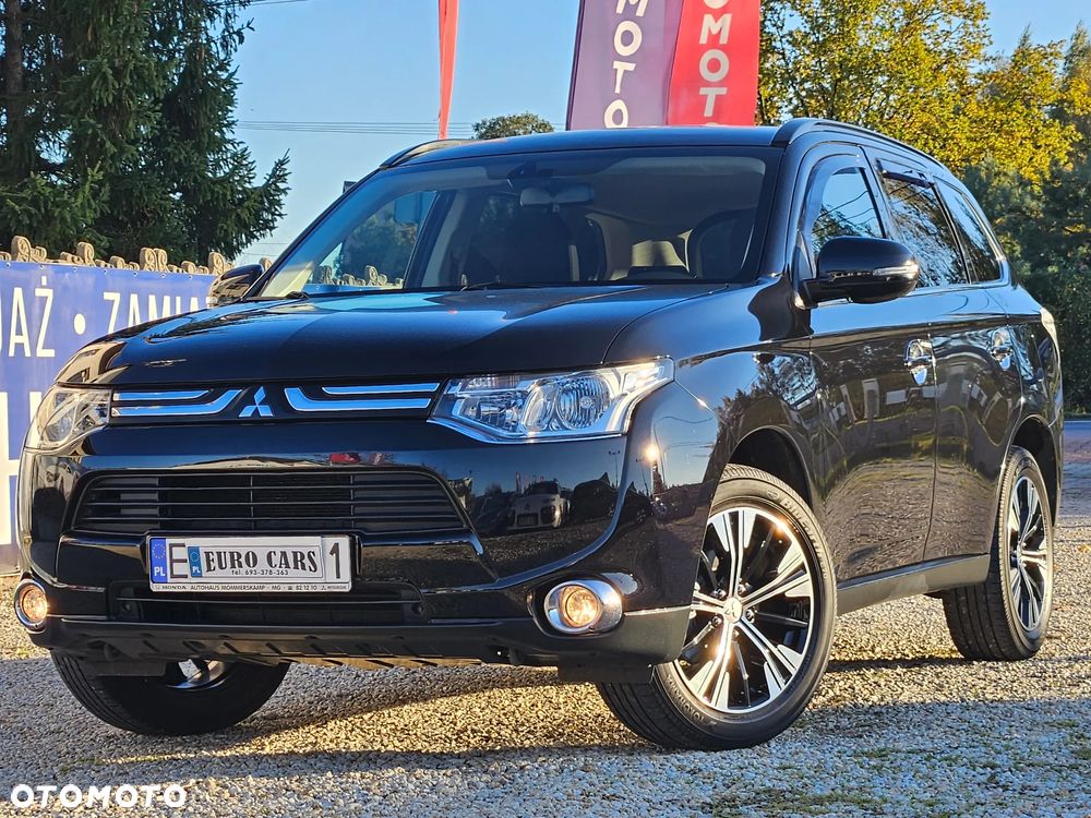 Mitsubishi Outlander 2.0 Invite + 2WD - 1