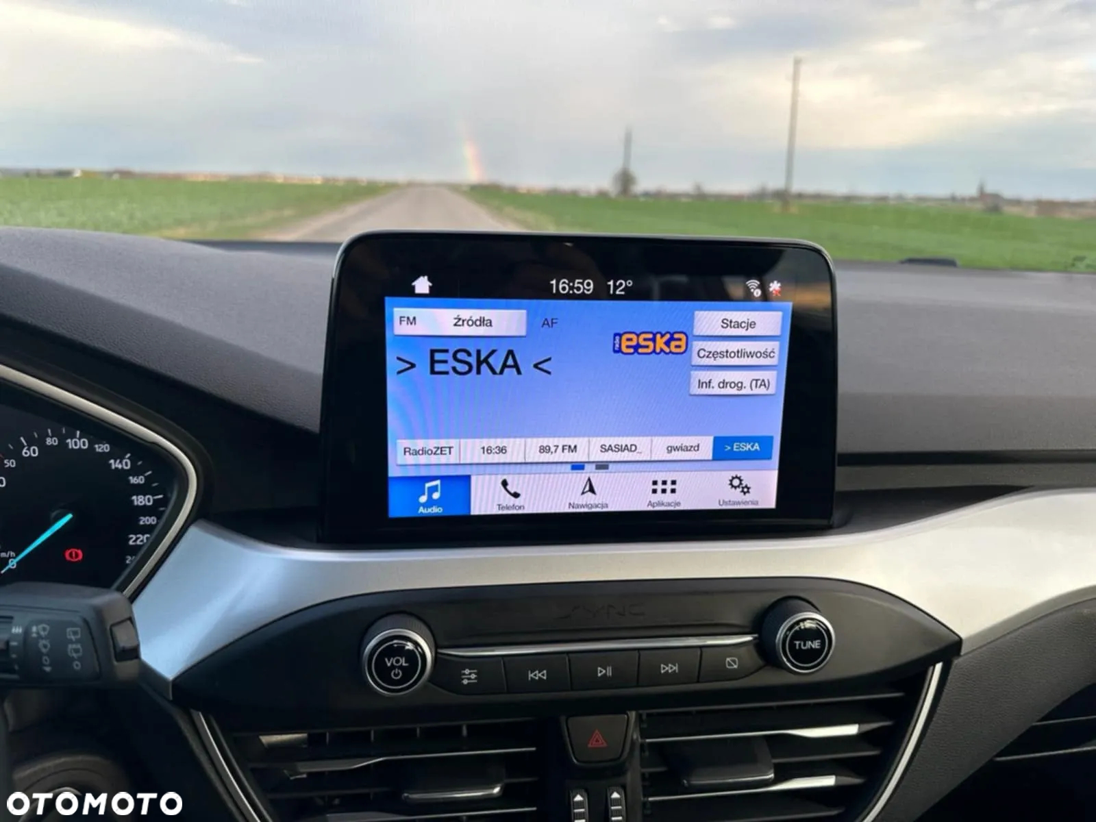 Ford Focus 1.5 EcoBlue Start-Stopp-System COOL&CONNECT - 11