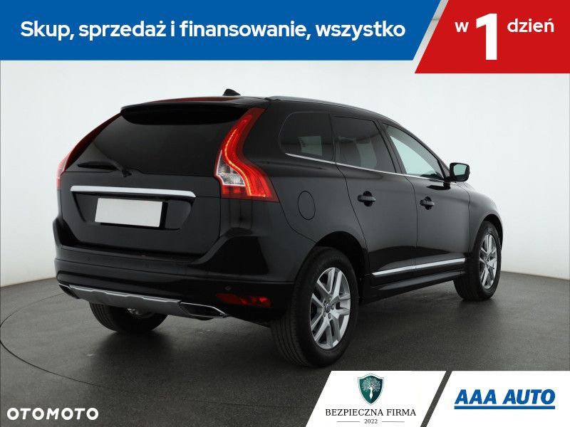 Volvo XC 60 - 6