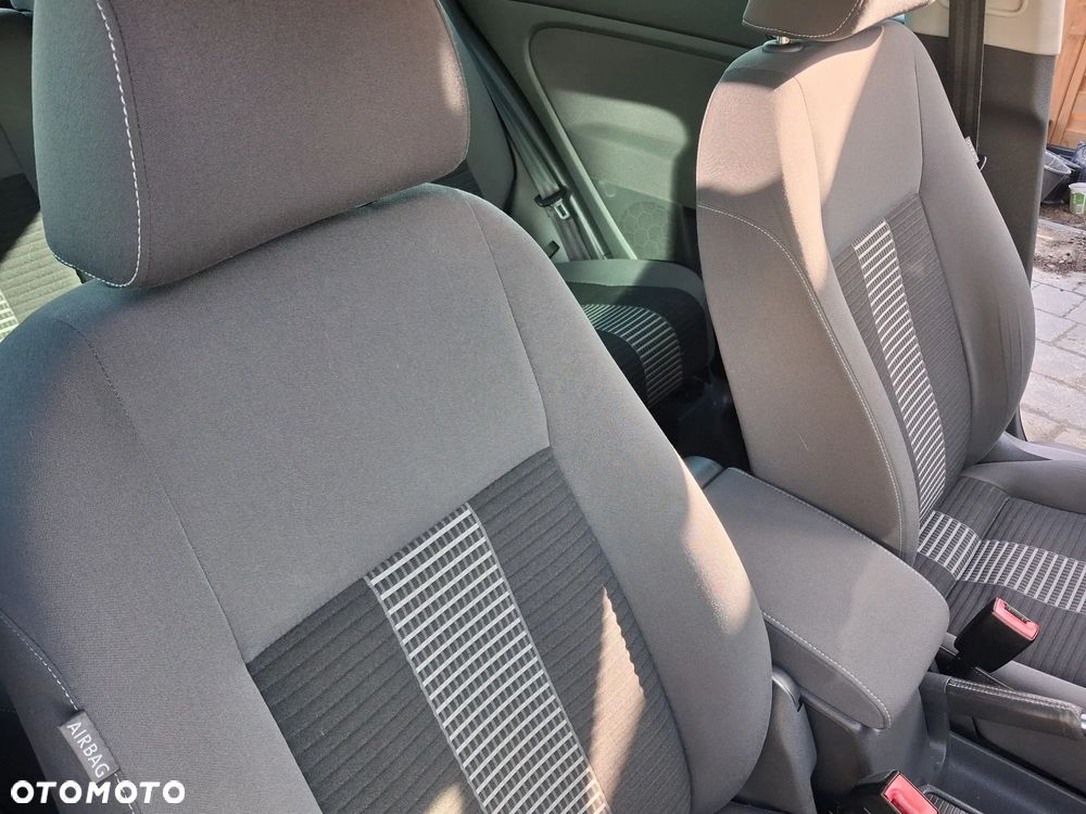 Volkswagen Golf Plus 1.9 TDI United - 16