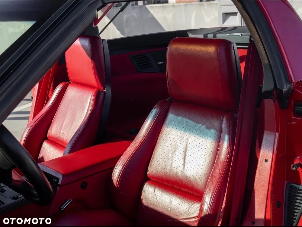 Chevrolet Corvette - 20
