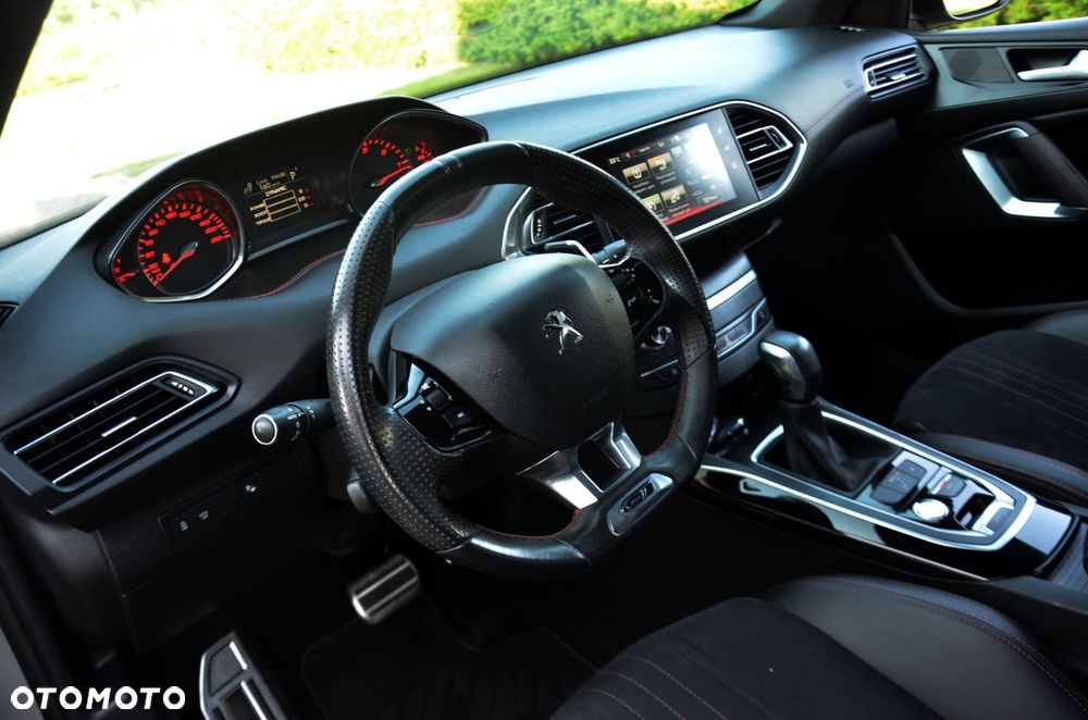 Peugeot 308 - 24