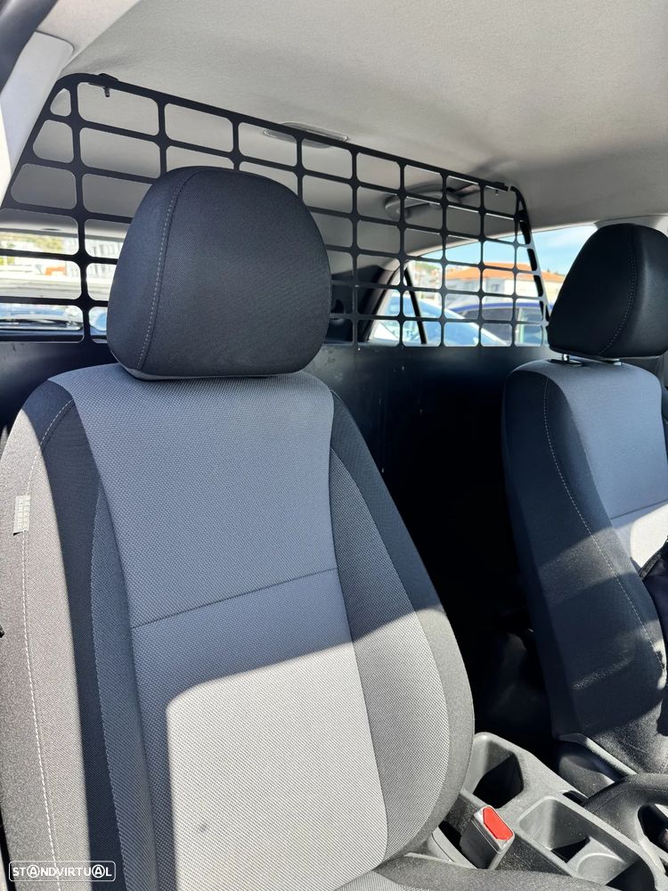 Hyundai i20 1.1 CRDi Access Plus - 24