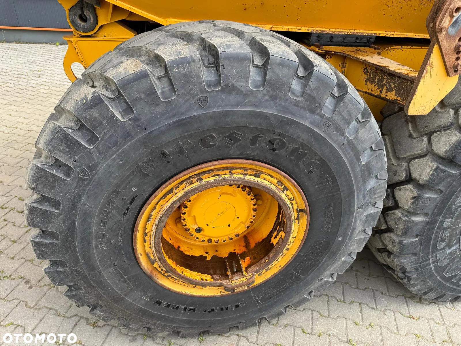 Volvo A25G 6x6 WOZIDŁO - 27