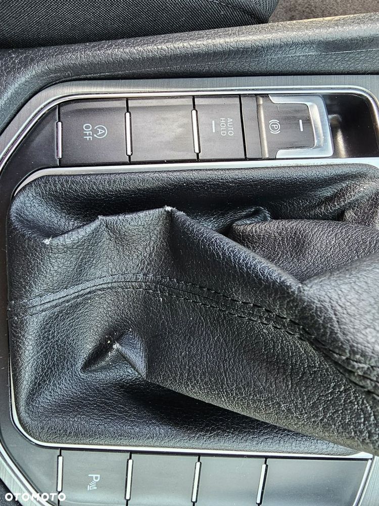 Volkswagen Golf Sportsvan SV 1.4 TSI BMT Comfortline - 25