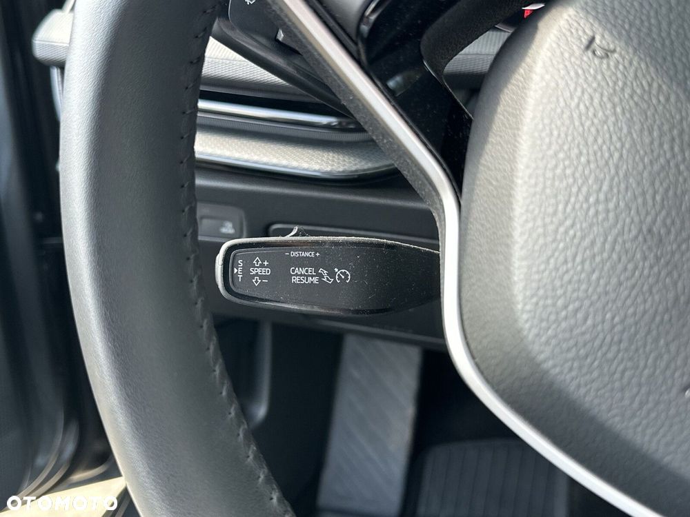 Skoda Superb 2.0 TDI SCR Essence DSG - 31