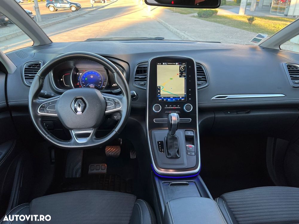 Renault Grand Scenic - 7