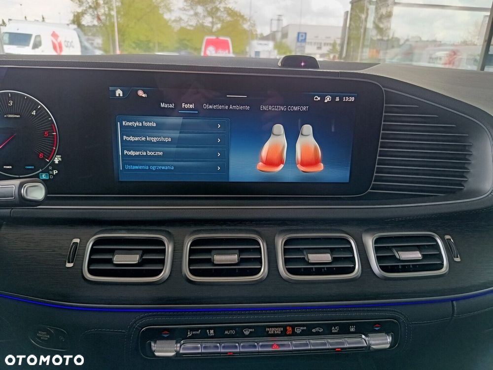 Mercedes-Benz GLS - 25