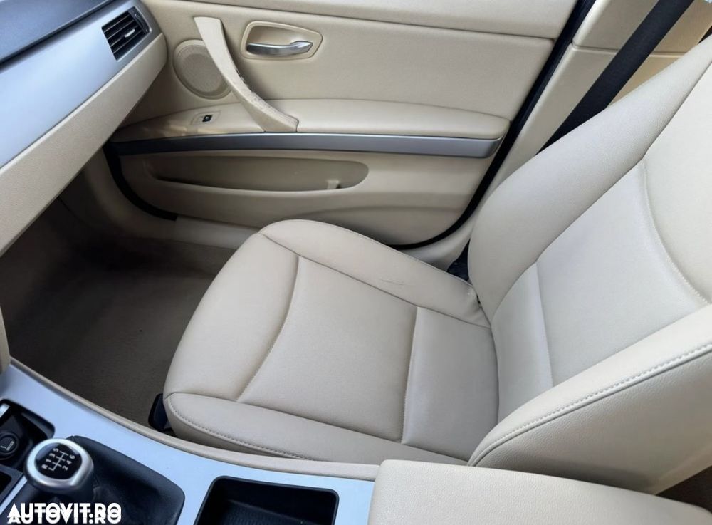 BMW Seria 3 318d DPF Edition Lifestyle - 12