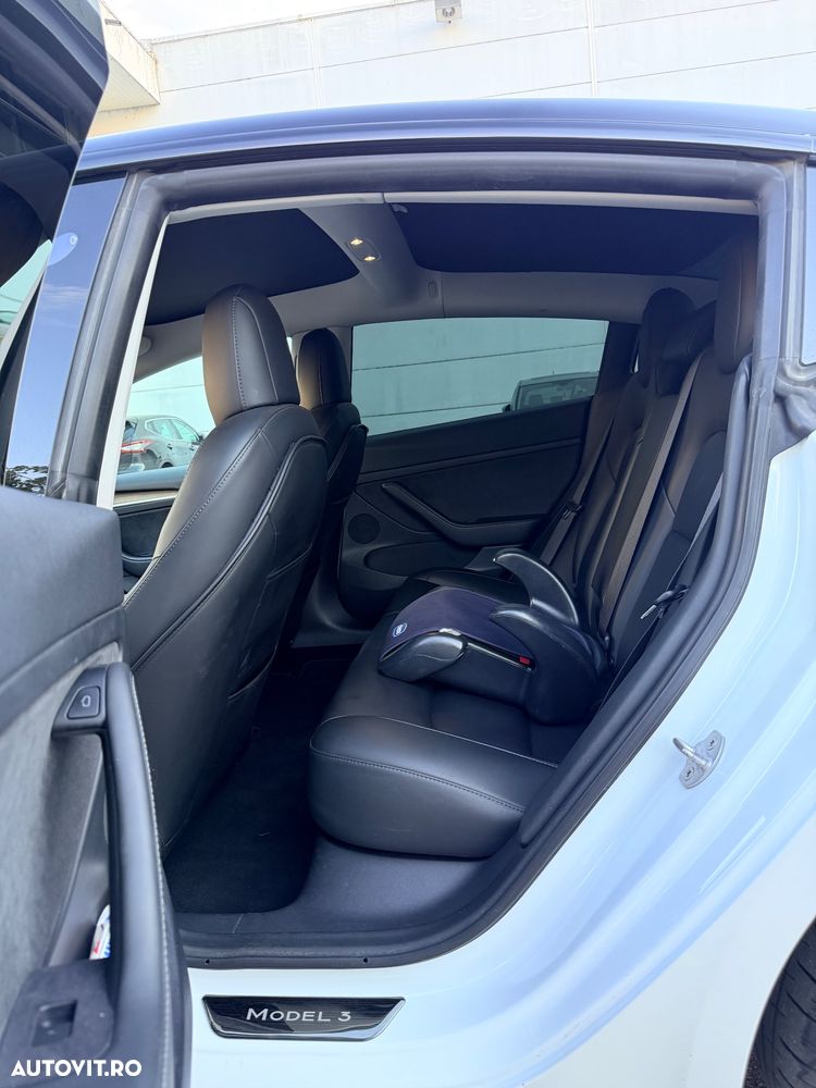 Tesla Model 3 Performance - 10