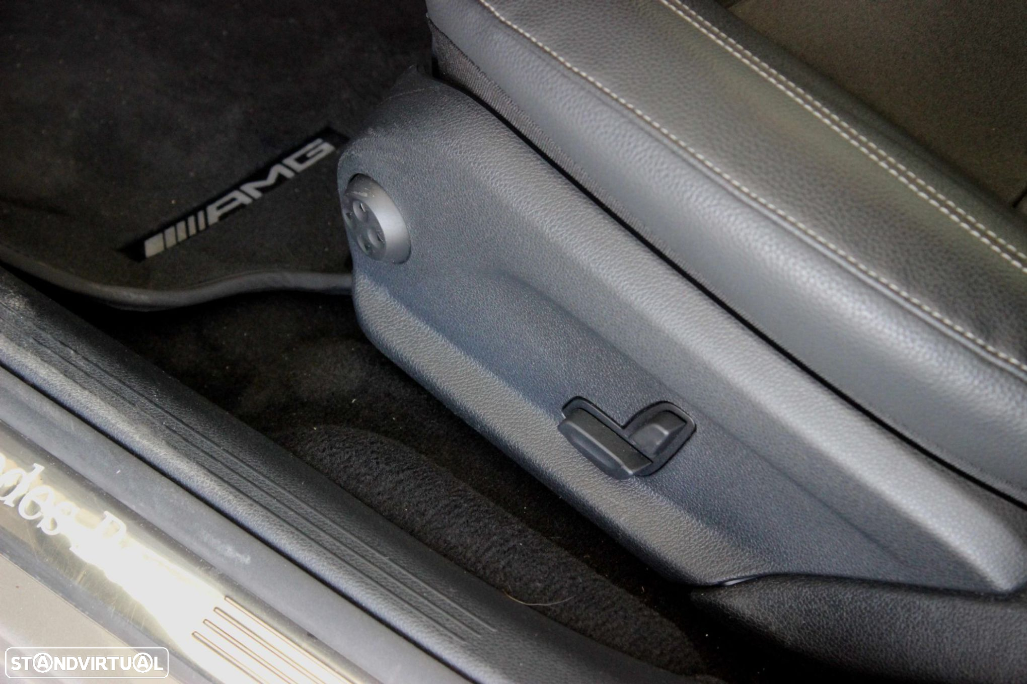 Mercedes-Benz E 300 de AMG Line - 19