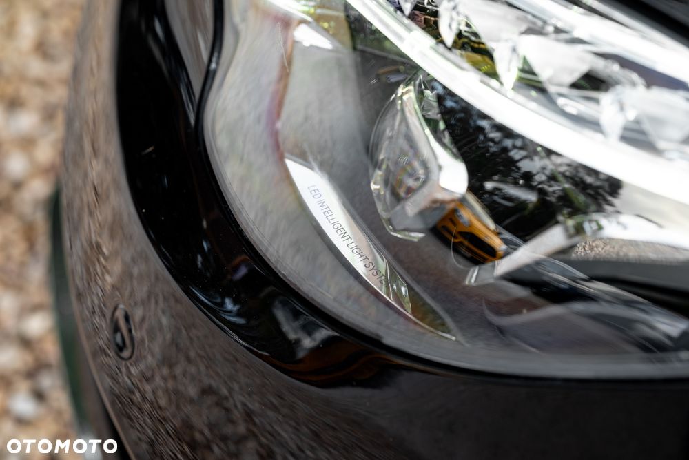 Mercedes-Benz Klasa E 250 Coupe 7G-TRONIC - 8