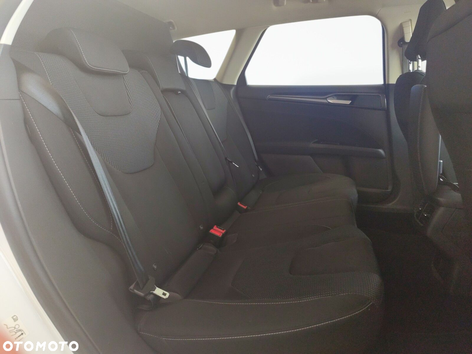 Ford Mondeo - 19
