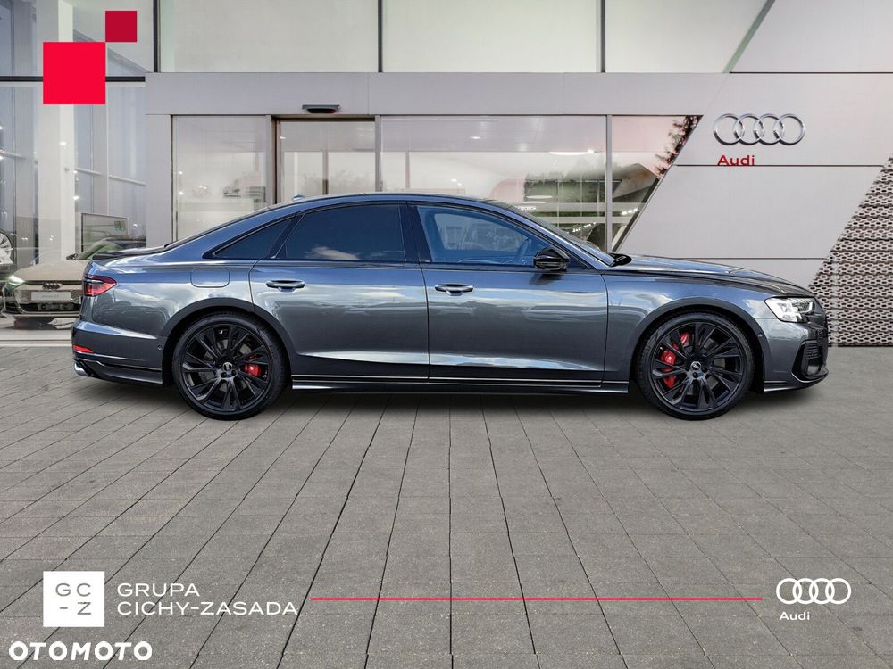 Audi S8 - 6